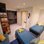 Casa Rosso Blu Zia Vivina Bed and breakfast Sorico