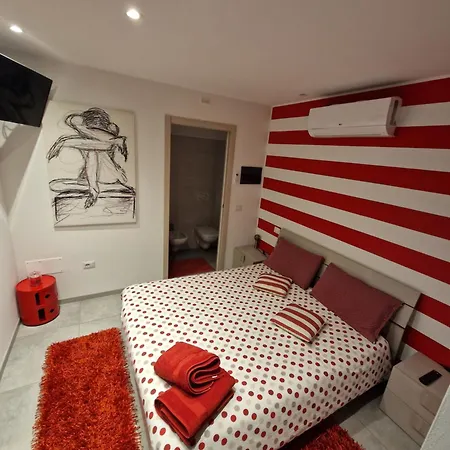 Bed & Breakfast Casa Rosso Blu Zia Vivina 3*