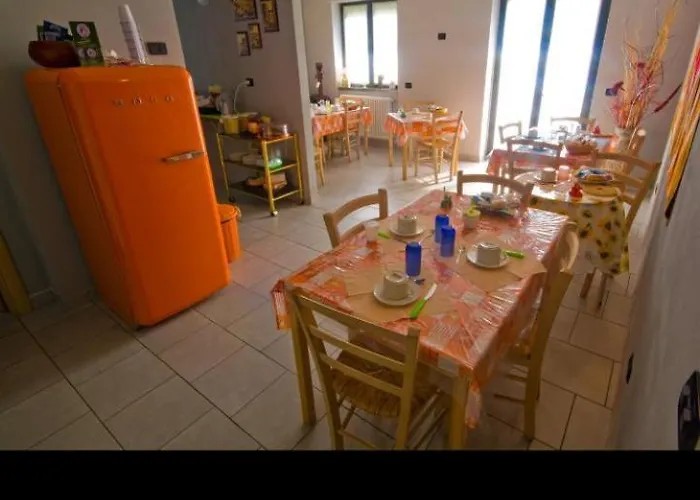 Oda ve Kahvaltı Casa Rosso Blu Zia Vivina 3*